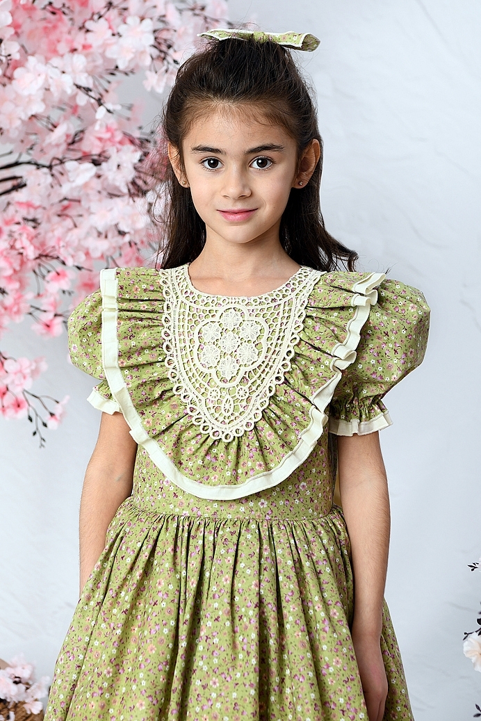 BAHAR - Green Flower Girl Dress With Hair Accessory